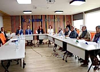 Afyonkarahisar Valisinden Koyuncu Seracılık Okuma Yazma Kursuna Ziyaret